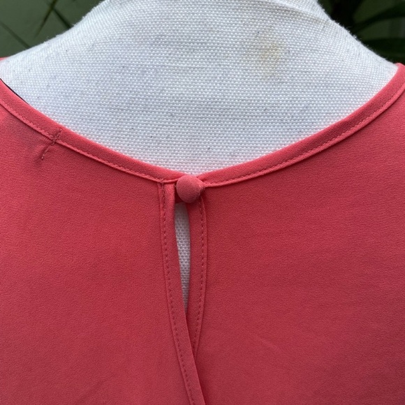 Dark Pink Keyhole Blouse - Picture 6 of 7
